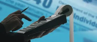 Com dólar 'caro', comprar importado no Brasil pode ser vantajoso