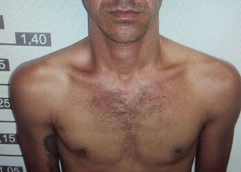 Homem é atingido com dois tiros no bairro da Base