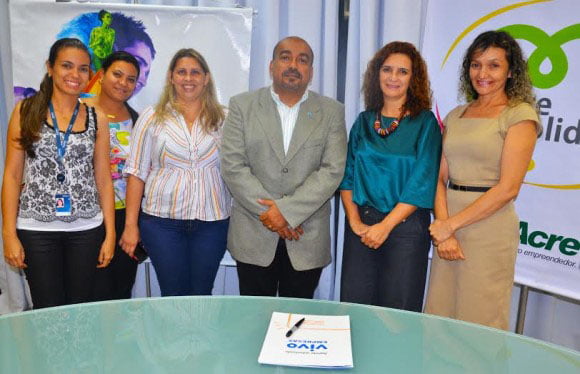 Assinatura aconteceu na última quinta-feira, dia 16. (Foto: Secom Acre)