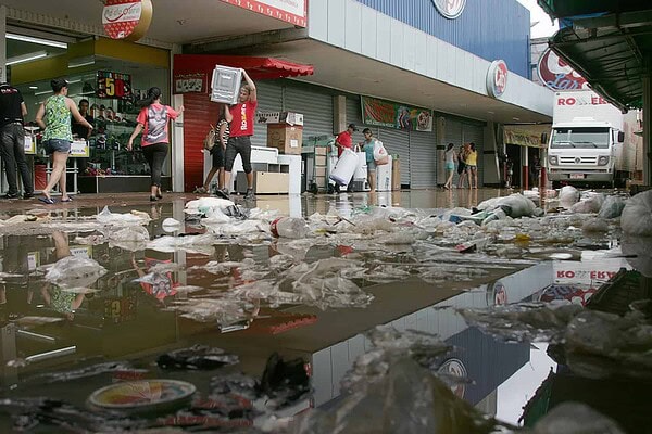 Empresários estimam que comércio vai voltar à normalidade, em 45 dias