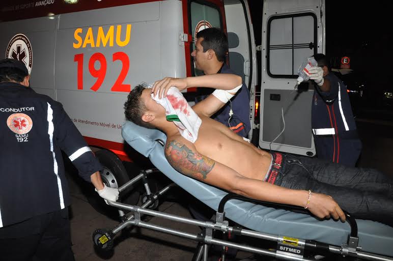 Aluno é esfaqueado dentro de escola pública 2