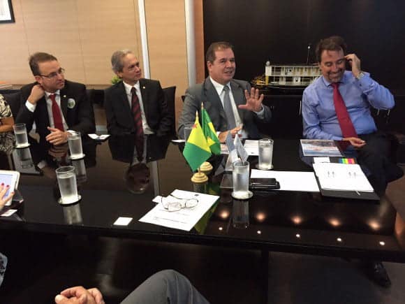 Unidades foram asseguradas em reunião entre Gilberto Occhi com Tião, Léo e Angelim