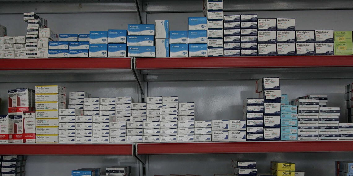 Unidades de Saúde devem começar a divulgar estoques de remédios das suas farmácias, decide governo