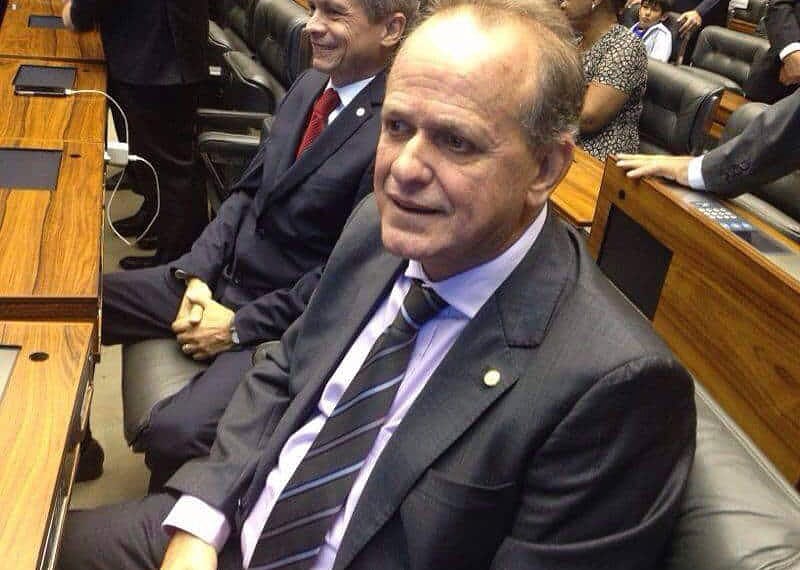 “Sou a favor da terceirização. Voto por convicção”, diz César Messias