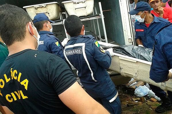 Corpo de mulher é encontrado nos fundos de uma loja