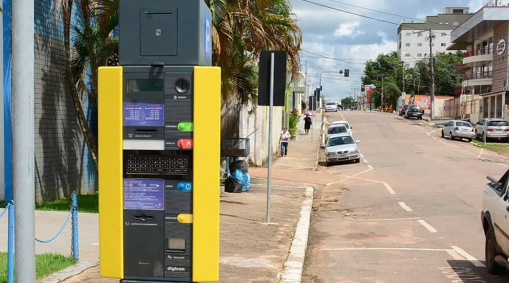 Rbtrans implanta 2ª fase do estacionamento rotativo em 100% do Centro de Rio Branco