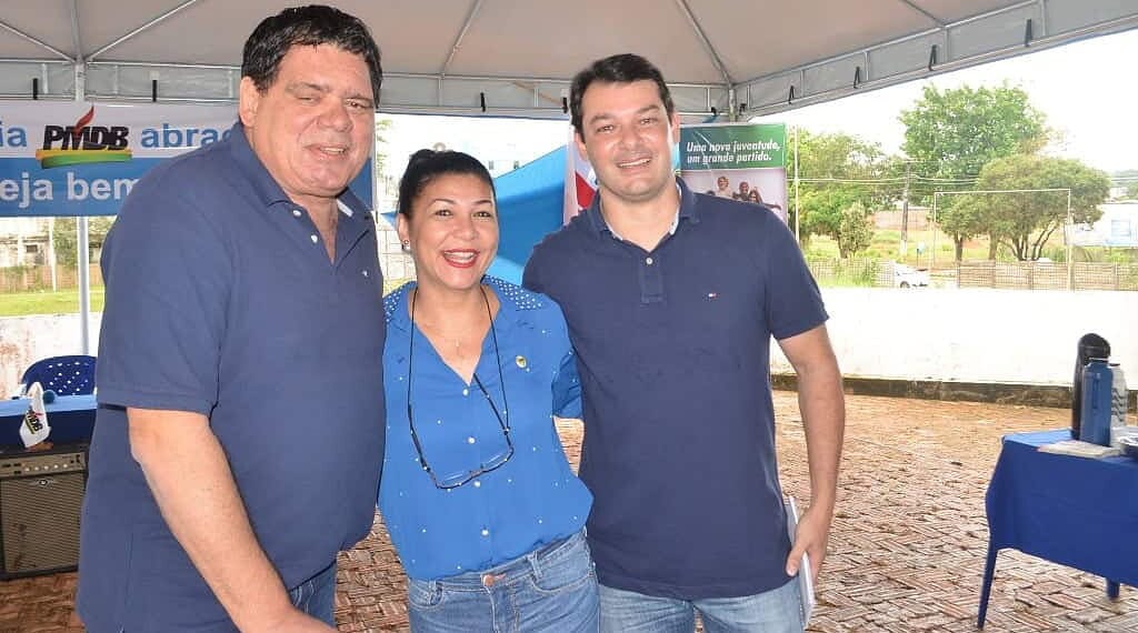 Roberto Duarte se filia ao PMDB e é recebido com festa pelas lideranças do partido 1 Roberto Duarte se filia ao PMDB e é recebido com festa pelas lideranças do partido