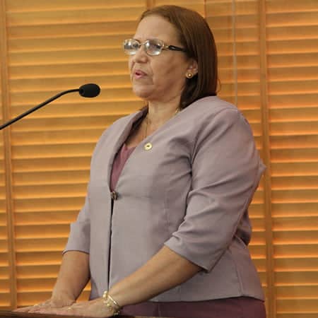 Feliz Páscoa 7 Na manhã desta terça, 31, a deputada Juliana Rodrigues foi surpreendida por sua assessoria, na Assembleia Legislativa, com farta mesa de doces com direito a parabéns pra você pelo seu aniversário.