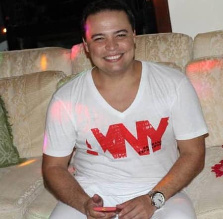 Atendendo convite para tratar de negócios na terrinha, desembarca logo mais no aeroporto de Bujari, o querido designer de interiores Eduardo Gomes. Aproveita para rever e matar a saudade dos inúmeros amigos que fez no Acre.