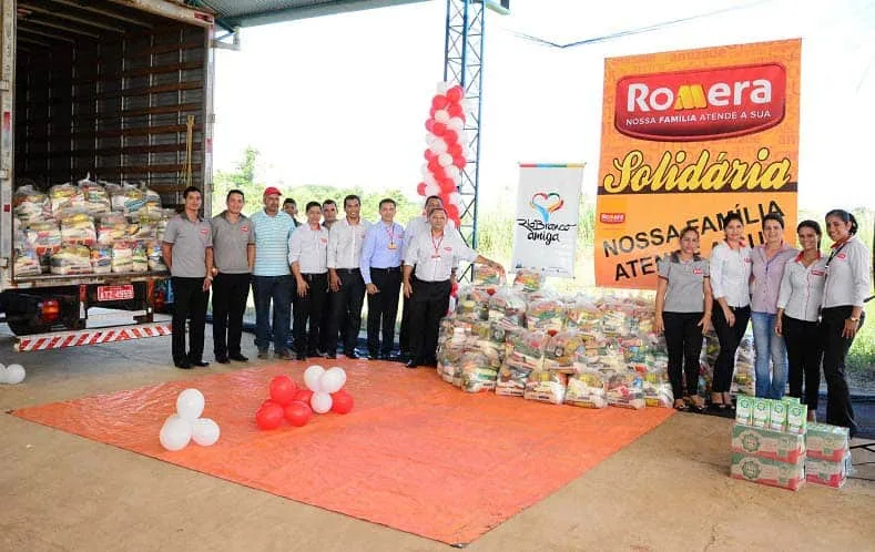 Em gesto solidário, a Romera fez questão de ajudar