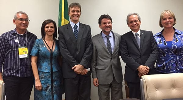 “Precisamos tirar o Plano Nacional de Educação do papel”, defende Angelim 1 Angelim foi eleito para coordenar trabalhos no Acre