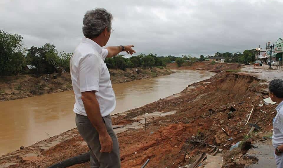 Jorge Viana apoia reconstrução de Xapuri e Brasiléia