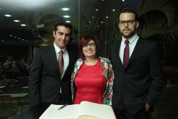 PGE completa 38 anos de atuação com posse de novos procuradores