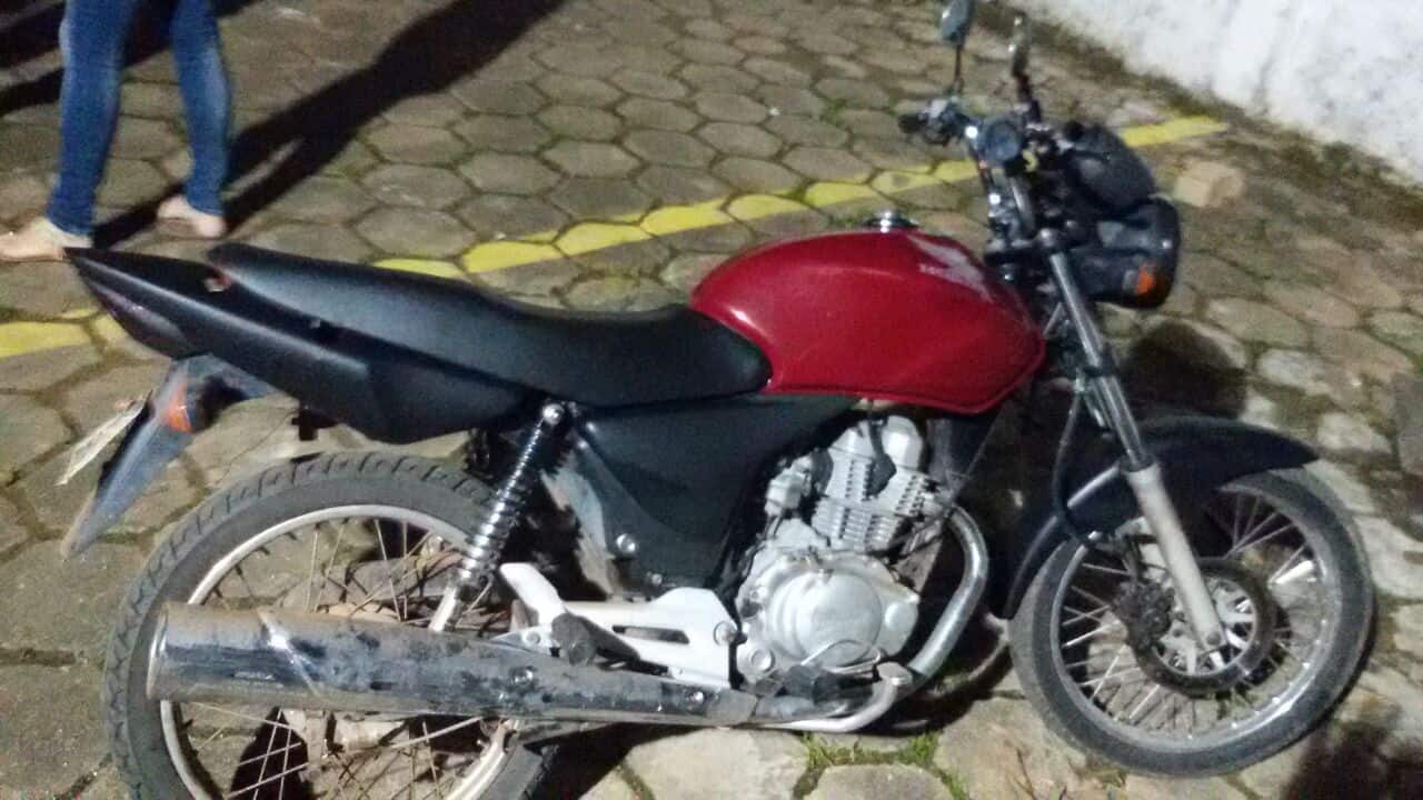 Operação Álcool Zero recupera moto furtada de agente penitenciário 2