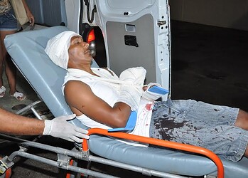 Pai e filho são alvejados a tiros no bairro recanto dos Buritis