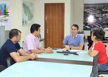 Prefeito recebe o secretário de Pequenos Negócios Henry Nogueira e reafirma parceria