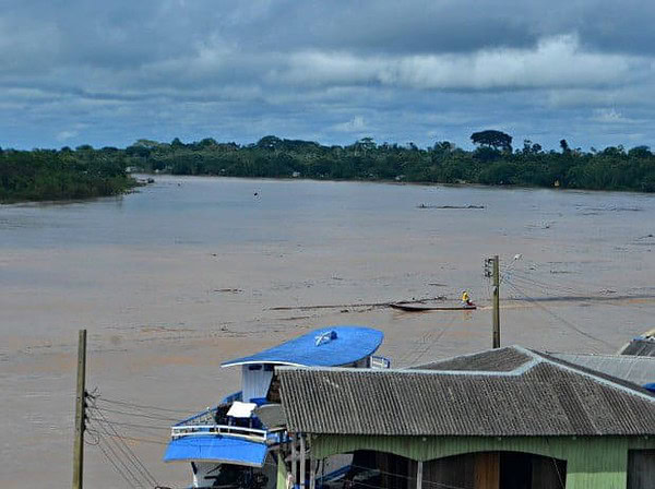 Rio Juruá volta a subir e atinge cota de alerta em Cruzeiro do Sul