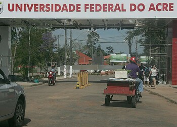 Servidores da Ufac decidem não aderir o movimento grevista nacional