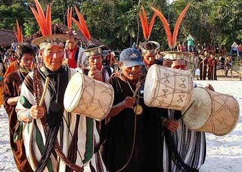 BNDES assina contrato de R$ 6,6 milhões com índios Ashaninka do Acre