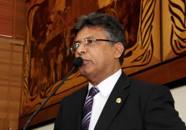 Antônio Pedro pede um plano de parcelamento