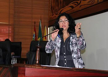 Deputados debatem problemas na área de Saúde