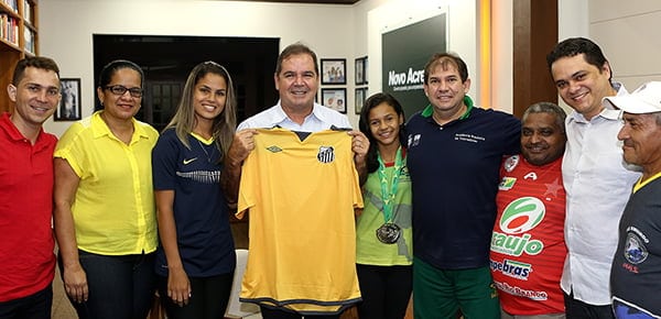 Técnico da Federação de Taekwondo elogia incentivo do governo ao esporte 1 Governador recebeu técnico da seleção de taekwondo