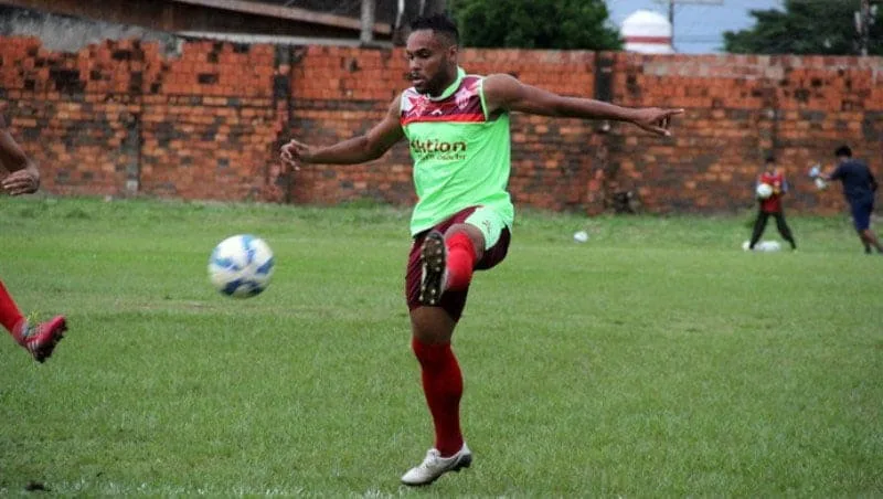 Alexandre Matão é a esperança de gols do Estrelão no jogo desta quarta-feira