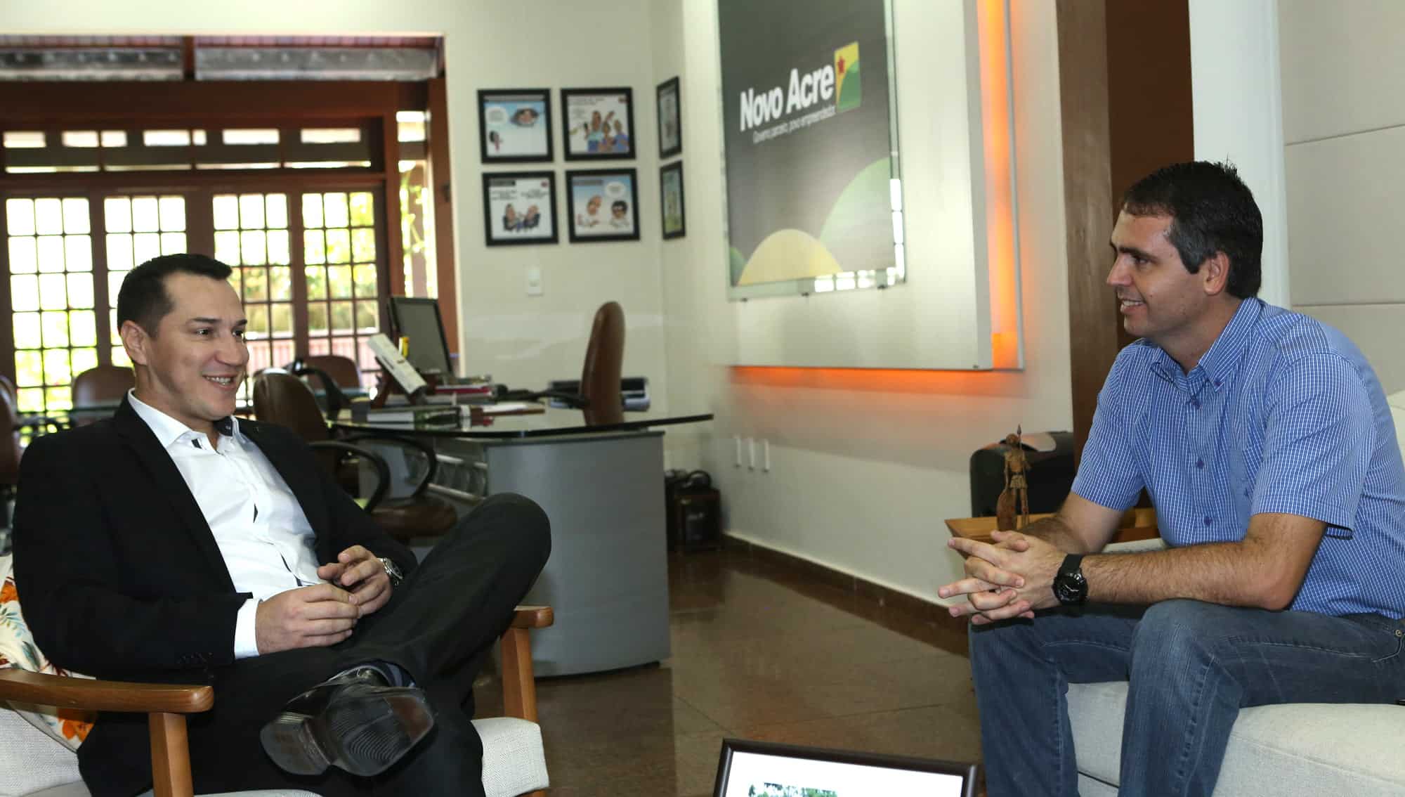 Ney Amorim assume governo do Estado pela primeira vez 2 secom_acreSV_15042015 (3)_1