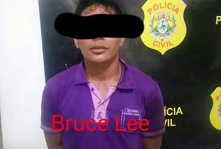 ‘Bruce Lee" acreano agride homem com taco de sinuca e depois é preso pela PM