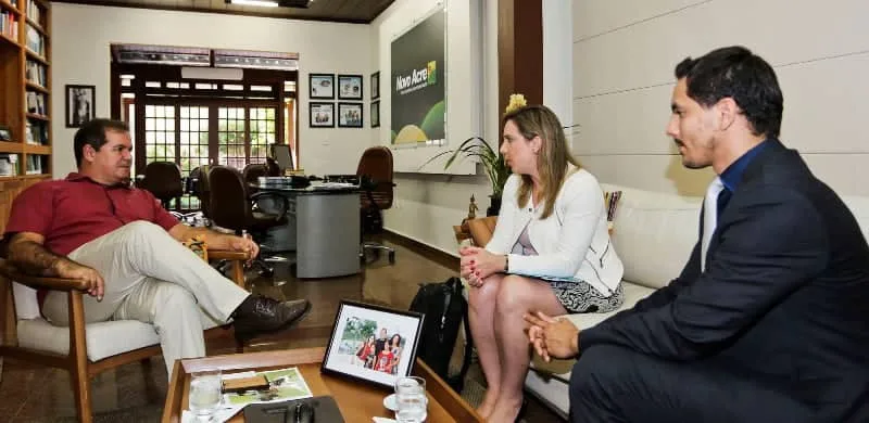 A reunião ocorreeu na tarde de quarta-feira no gabinete do governador. (Foto: Secom Acre)