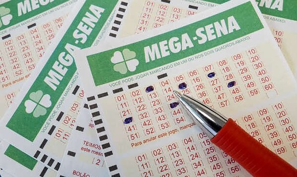 Mega-Sena pode pagar prêmio de R$ 12 milhões neste sábado