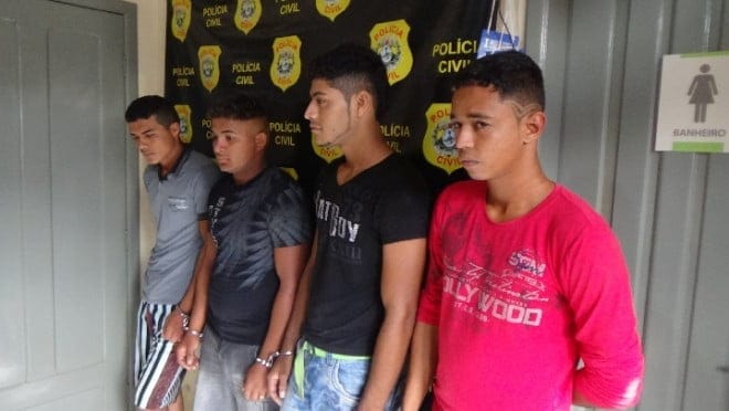 Acusados foram apresentados na delegacia de Brasiléia – Foto Almir Andrade