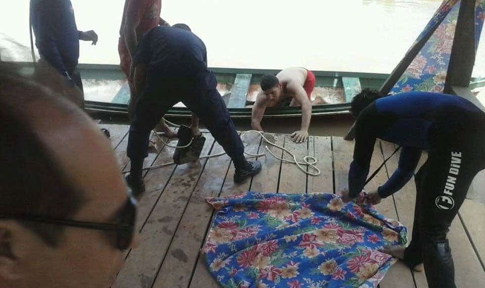 Pessoas na confraternização contaram que o rapaz mergulhou e depois sumiu no açude