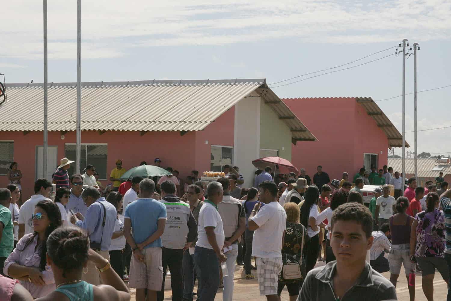 “Uma nova fase começa agora na minha vida”, falou uma das novas moradoras da Cidade do Povo 11 Cidade de Povo - OL (1)