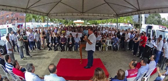 Nove municípios acreanos recebem 12 ambulâncias para atender emergências 2 Dos 12 veículos, 2 têm Unidade de Terapia Intensiva para o transporte de recém-nascidos. (Foto: Secom)