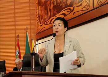 Deputada sugere que prefeito de Cruzeiro do Sul seja convocado para esclarecer epidemia no município