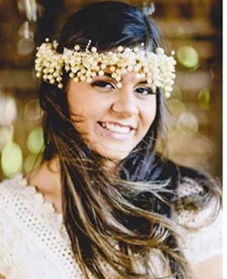 DEBUT - A bela Letícia Barreiros se prepara para comemorar seus 15 anos no próximo sábado, com tudo que tem direito (troca de vestidos, valsa, brinde, parabéns e mais um pouco!) devidamente preparado pela mamãe coruja Elisa Barreiros. E viva a Letícia!