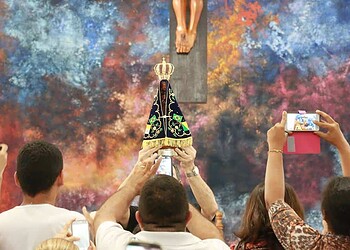 Imagem de Nossa Senhora Aparecida chegou a Rio Branco e estará em Epitaciolâncida nesta sexta