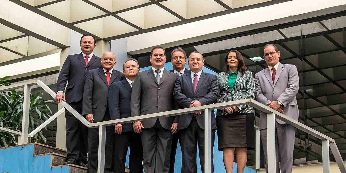 Governo assina pacto pela valorização da floresta na Amazônia Legal 1 Tião Viana assinou, juntamente com os demais governadores, a Carta Cuiabá. (Foto: Secom Acre)