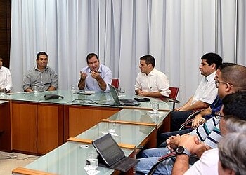 Representantes de fundo de investimento conhecem projetos acreanos