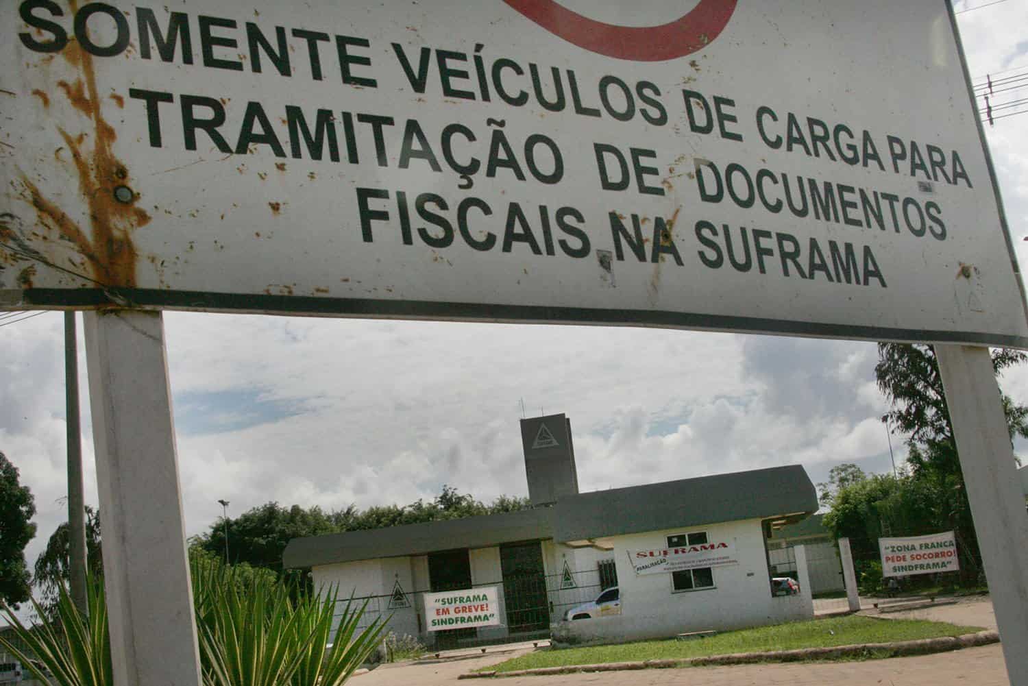 Presidente da Acisa afirma que greve da Suframa atrapalha empresário acreano 6 Greve da Suframa - OL (1)