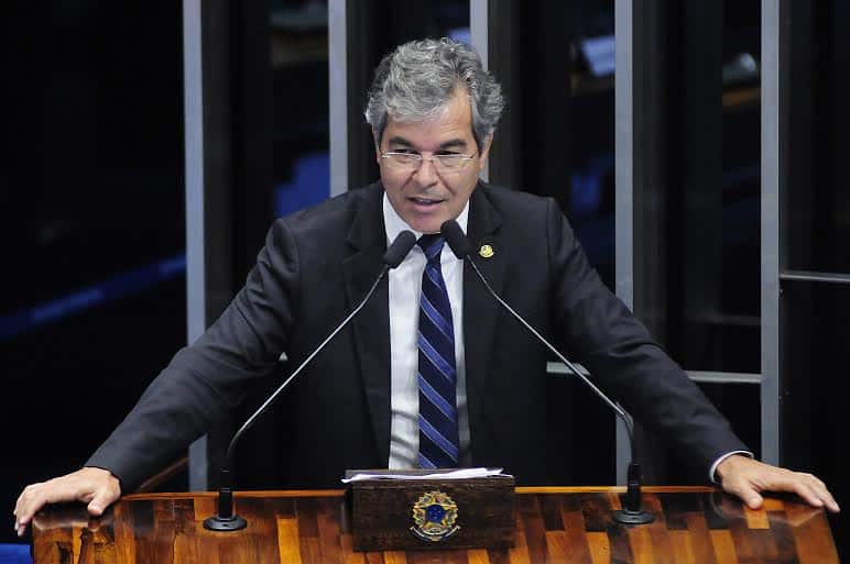 Jorge Viana participa hoje de audiências com Michel Temer e ministro da Integração