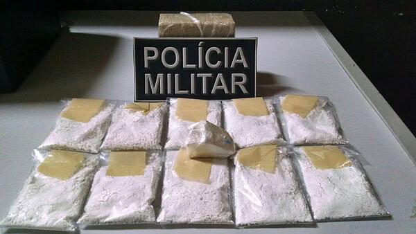 Operações policiais em Sena Madureira apreendem 3,18 kg de drogas