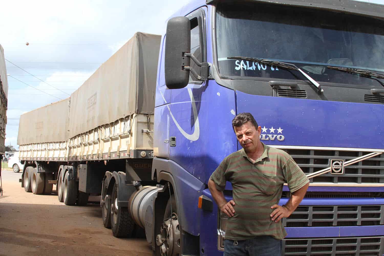 Caminhoneiros aguardam fim da greve da Suframa para voltar para casa 4 Segue Suframa - OL (2) Carlos Afonso