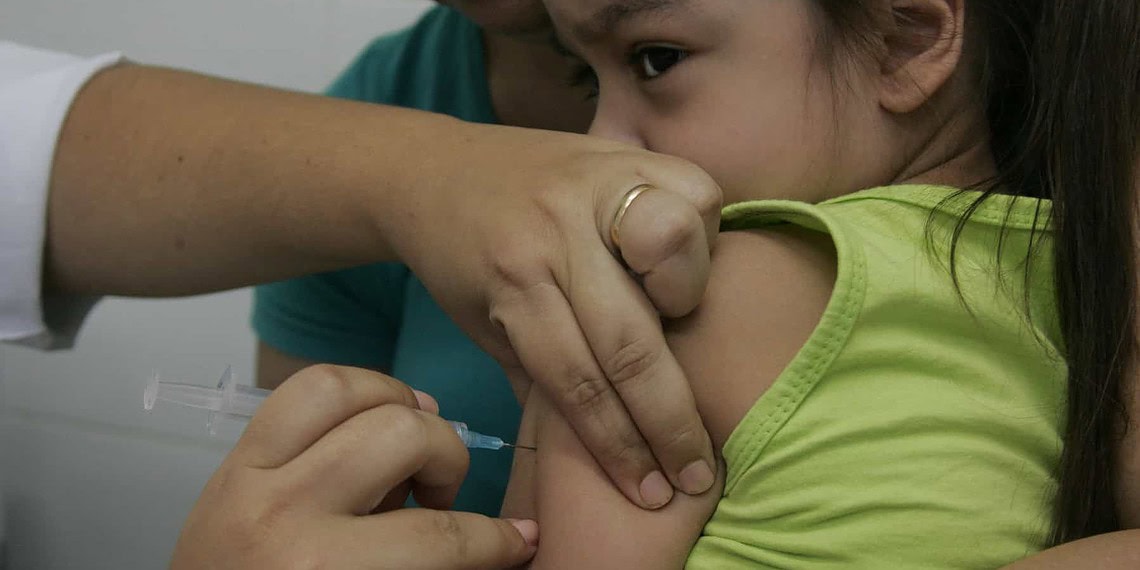 A dois dias do fim da vacinação contra a gripe, Acre alcança 21% do público-alvo 1 Crianças e idosos estão entre as prioridades da campanha. (Foto: Odair Leal/ A GAZETA)