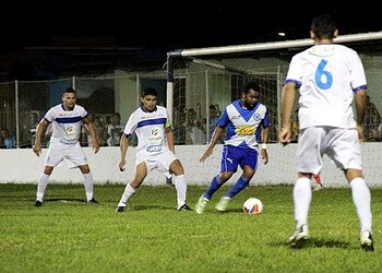 Galo venceu a Amax, de Marcelo Brás, na terça-feira e confirmou liderança. (Foto: João Paulo Maia)