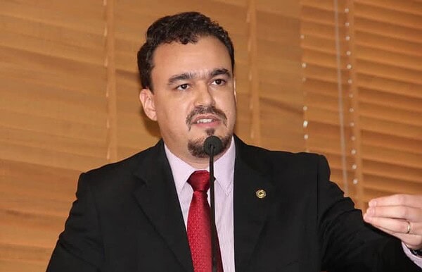 Líder do governo afirma que call center será gerador de empregos no Acre