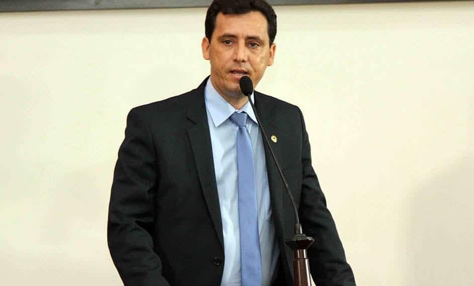 Deputado da oposição diz que não há perseguição. (Foto: Agência Aleac)