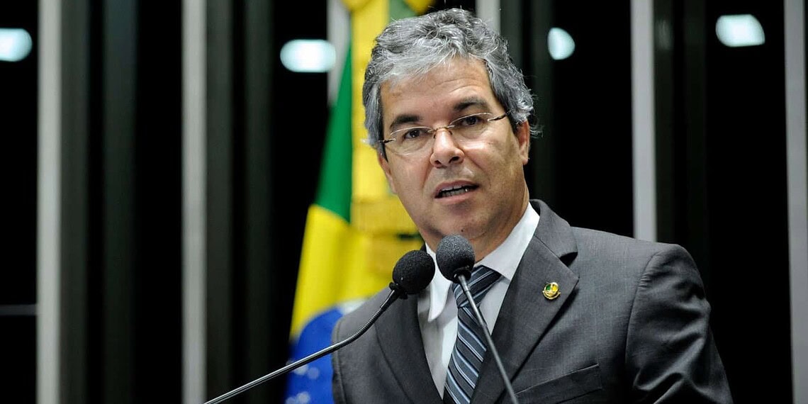 Acre não tem mais como assumir responsabilidade sobre haitianos, alerta Jorge Viana