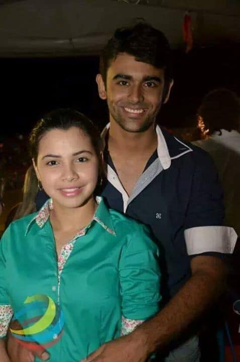 Grávida de 20 anos sofre acidente com marido, perde o bebê e fica em coma 4 Jaine Farias, 20 anos, e seu esposo Júnior Chaves, 22 anos